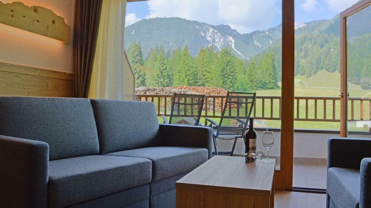 Hotel Trenker Braies  Exterior foto